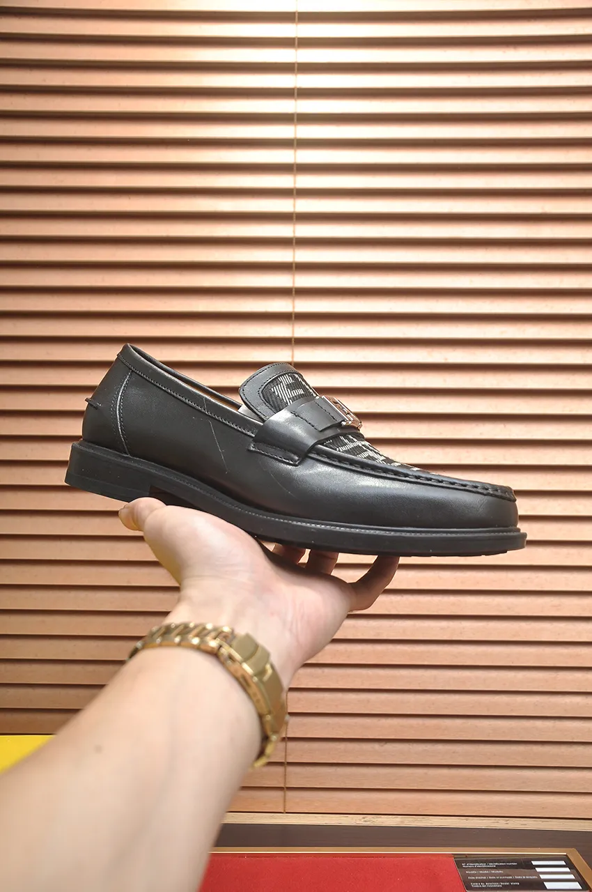 Men's shoes 💰500💶 [FENDI] The latest high-end men's shoes in Hong Kong! Original quality. The upper is made of imported cowhide material and cowhide lining! Super comfortable on the foot, original wear-resistant outsole, luxurious, fashionable, casual and versatile! Size: 38-45 (45 customized)